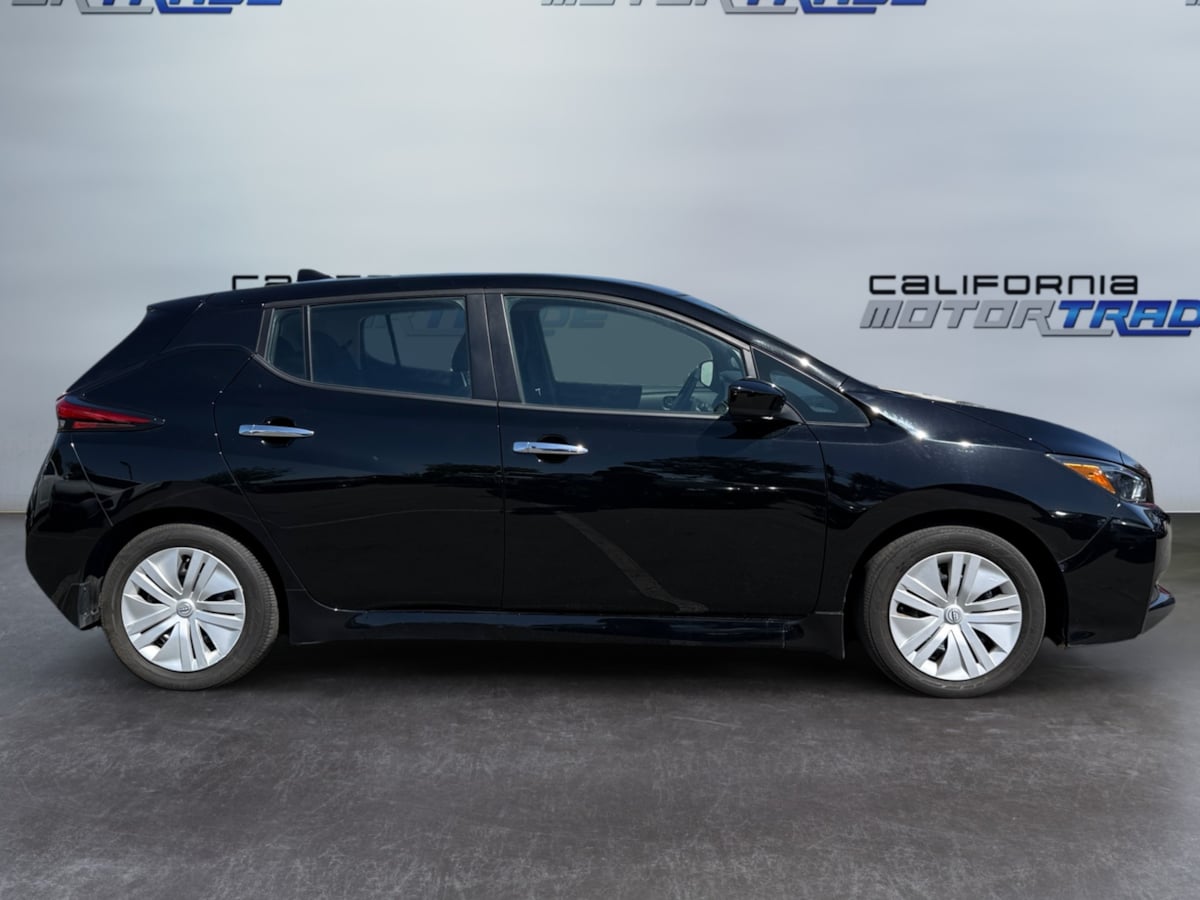 Nissan Leaf photo 4