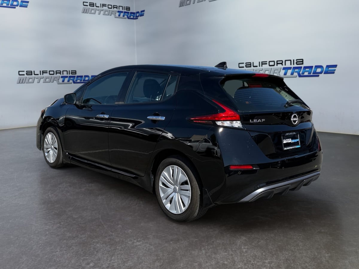 Nissan Leaf photo 7