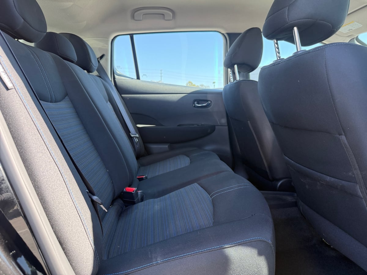 Nissan Leaf photo 16