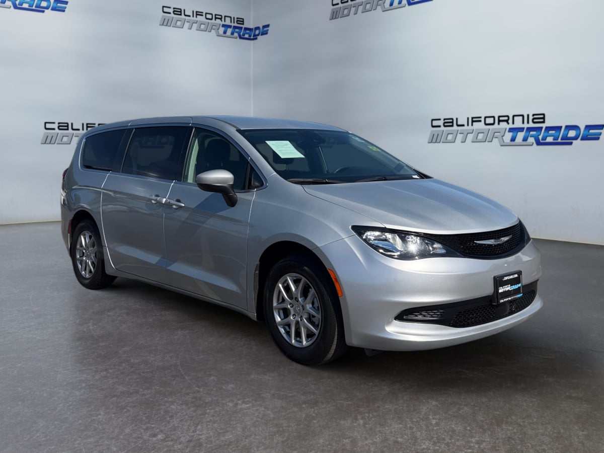 Chrysler Voyager photo 3
