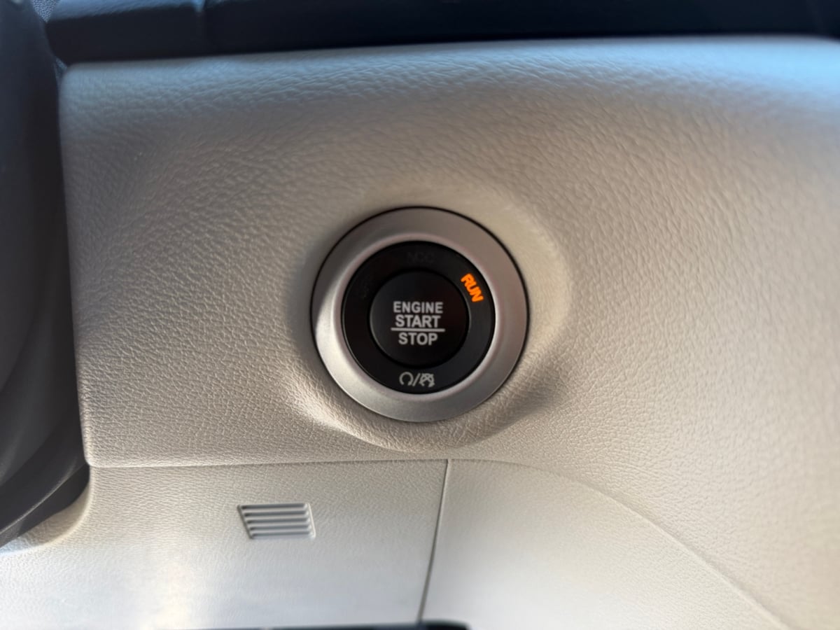 Chrysler Voyager photo 16
