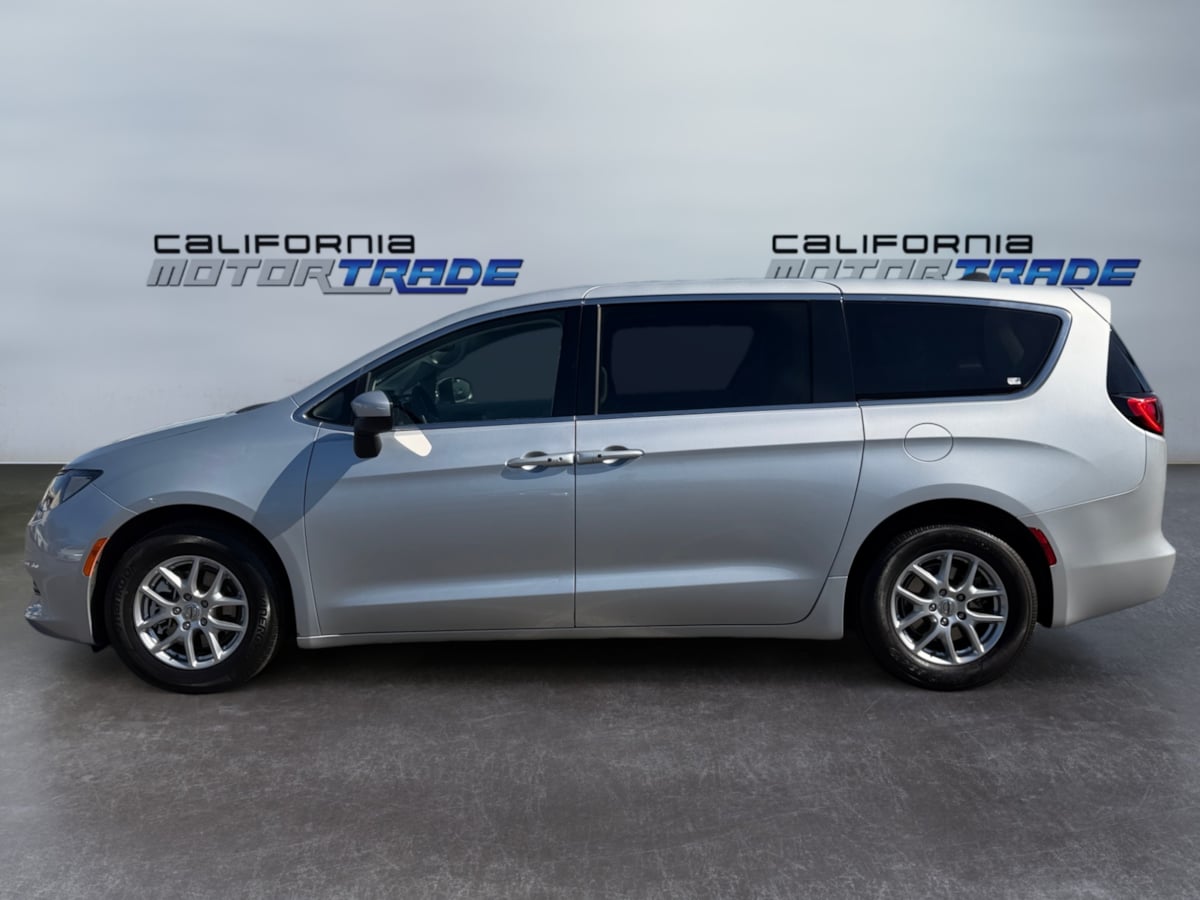 Chrysler Voyager photo 8