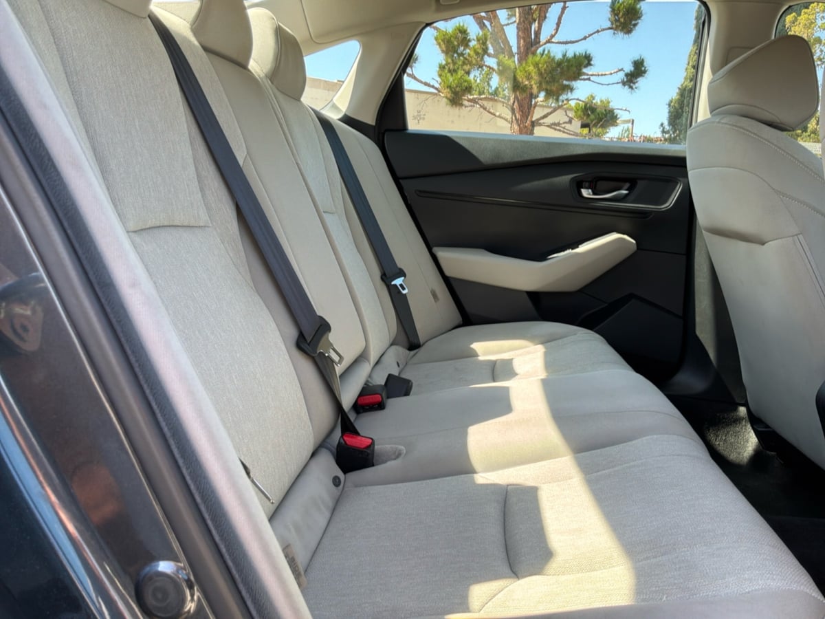 Honda Accord photo 21
