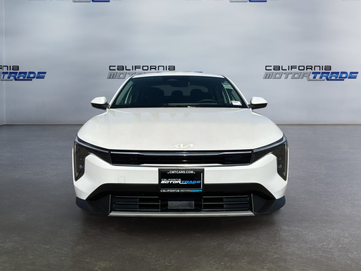 Kia K4 photo 2