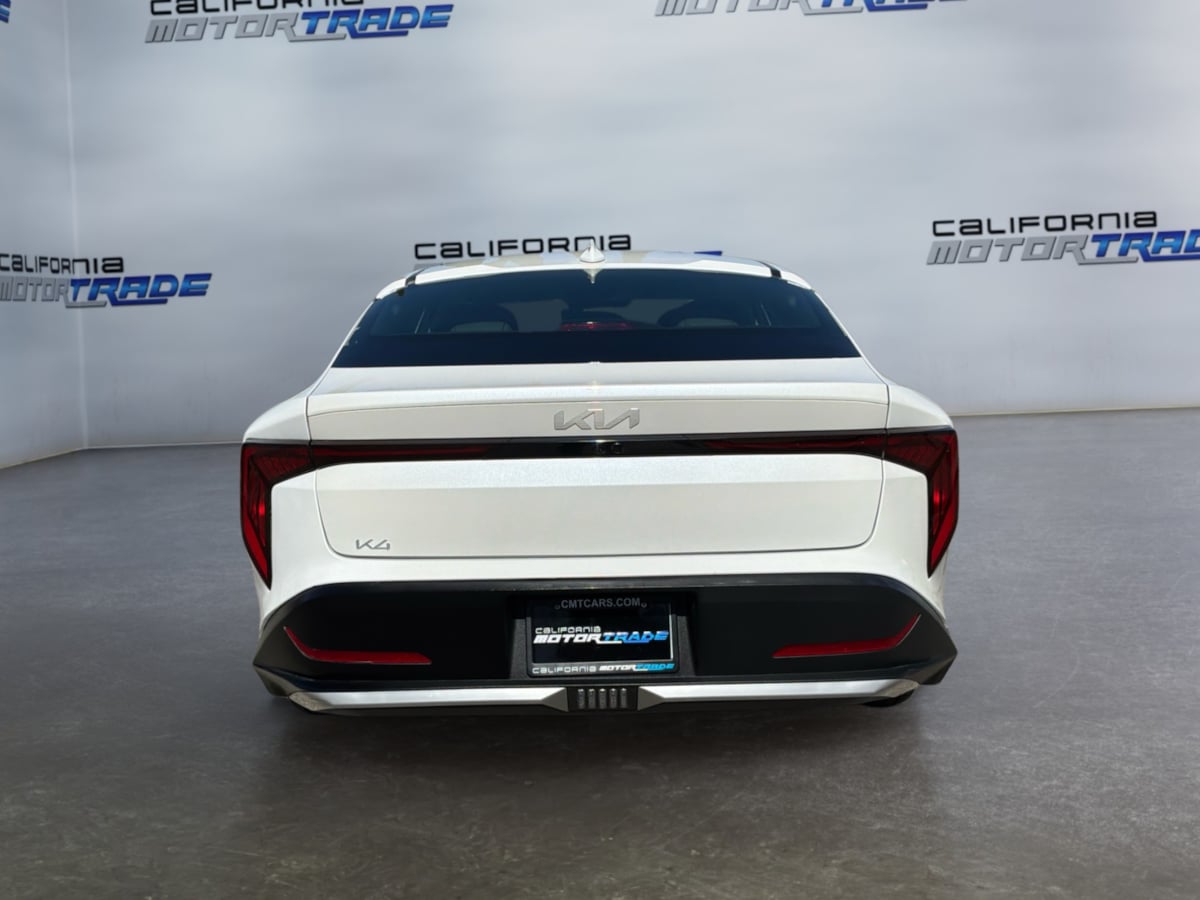 Kia K4 photo 6