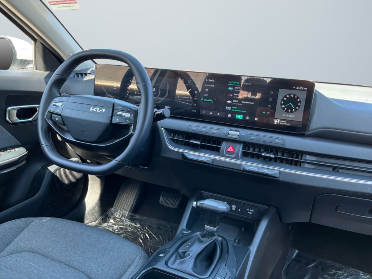 Kia K4 photo 14