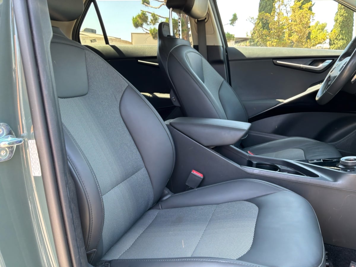 Kia Niro photo 21