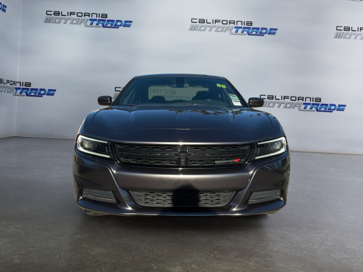 Dodge Charger photo 2