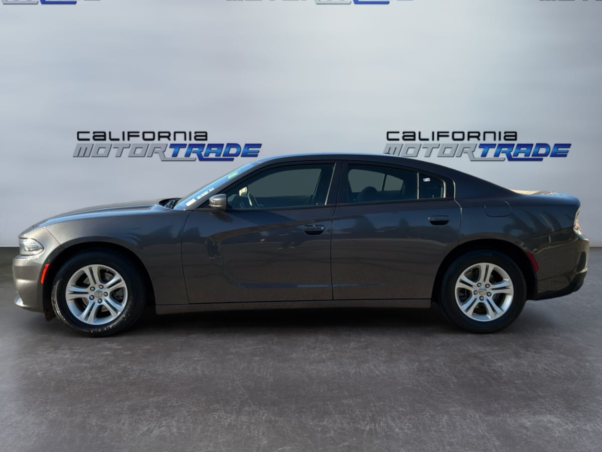 Dodge Charger photo 8