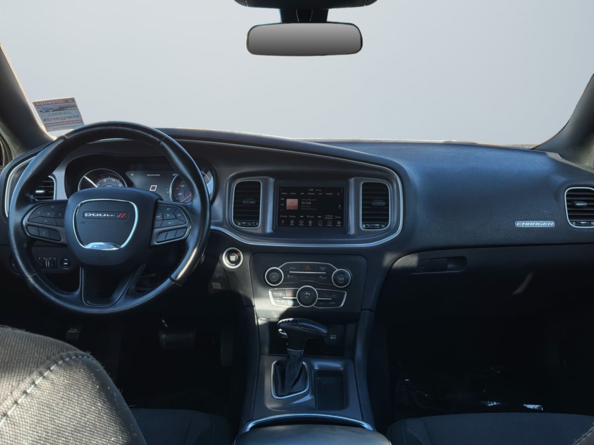 Dodge Charger photo 10