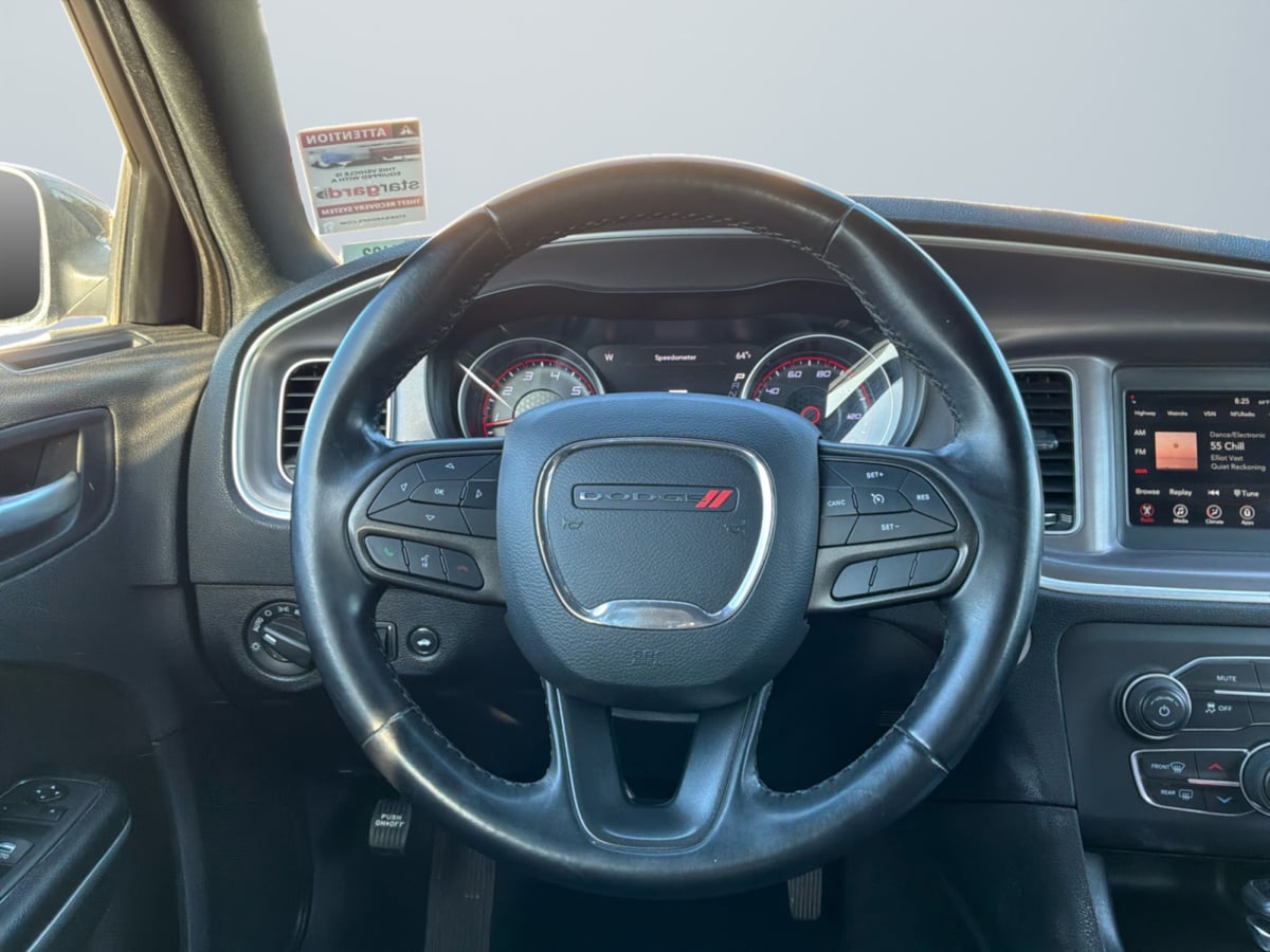 Dodge Charger photo 11