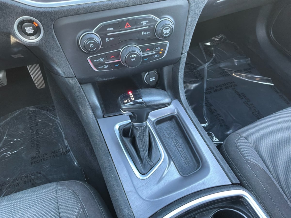 Dodge Charger photo 16