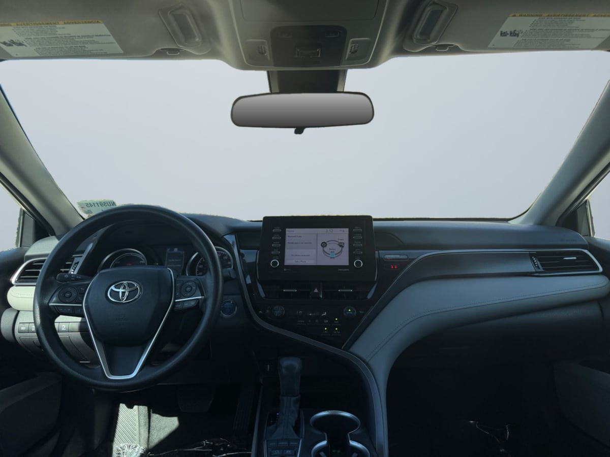 Toyota Camry photo 10