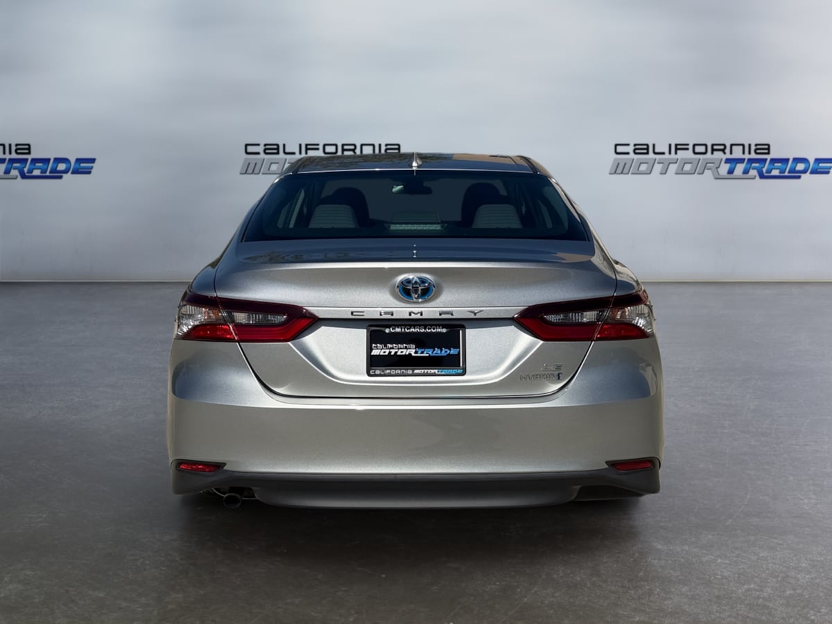 Toyota Camry photo 6