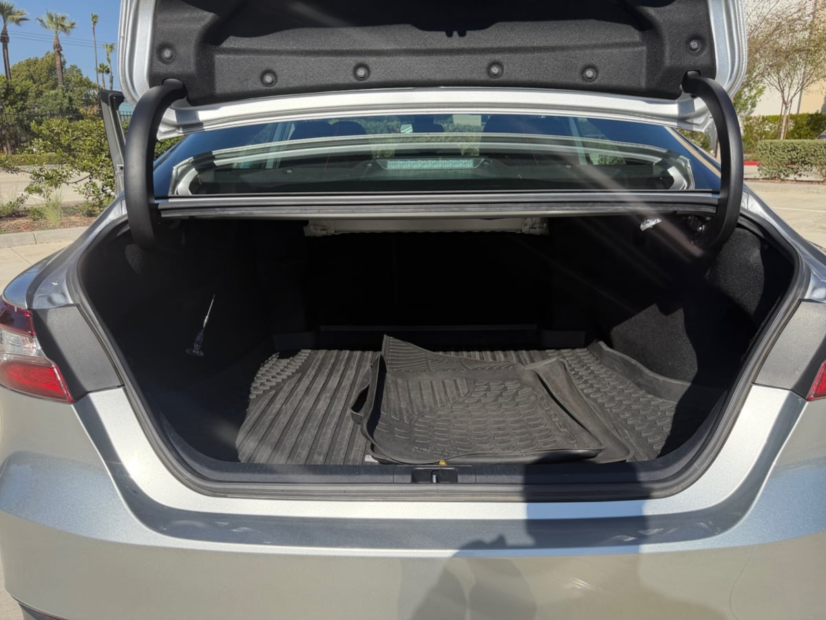 Toyota Camry photo 24