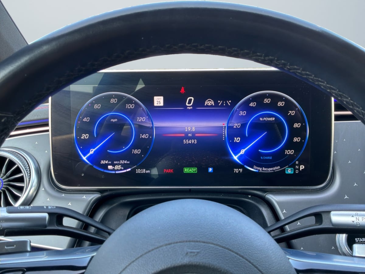 Mercedes-Benz EQS 450+ photo 12