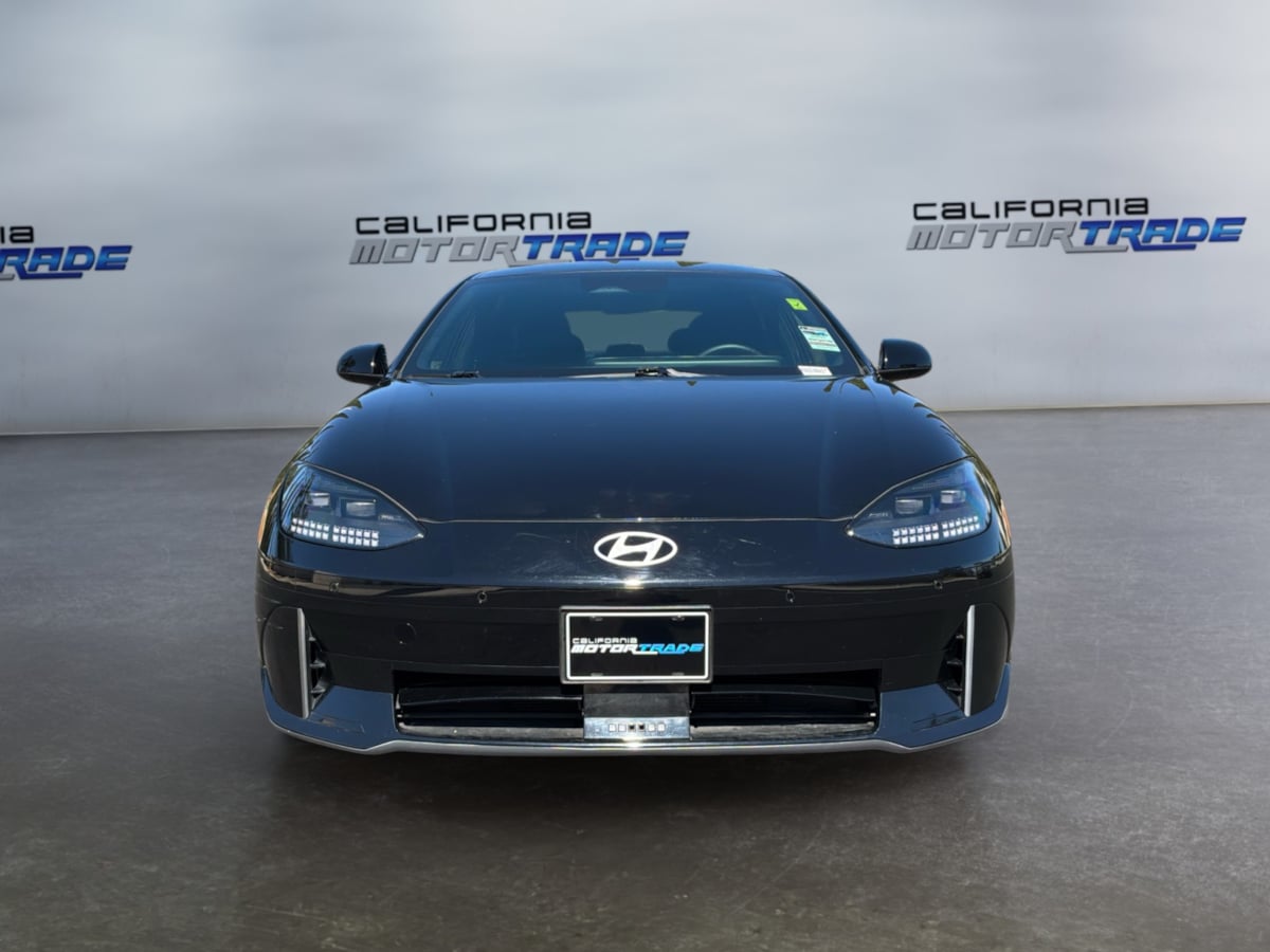 Hyundai Ioniq 6 photo 2