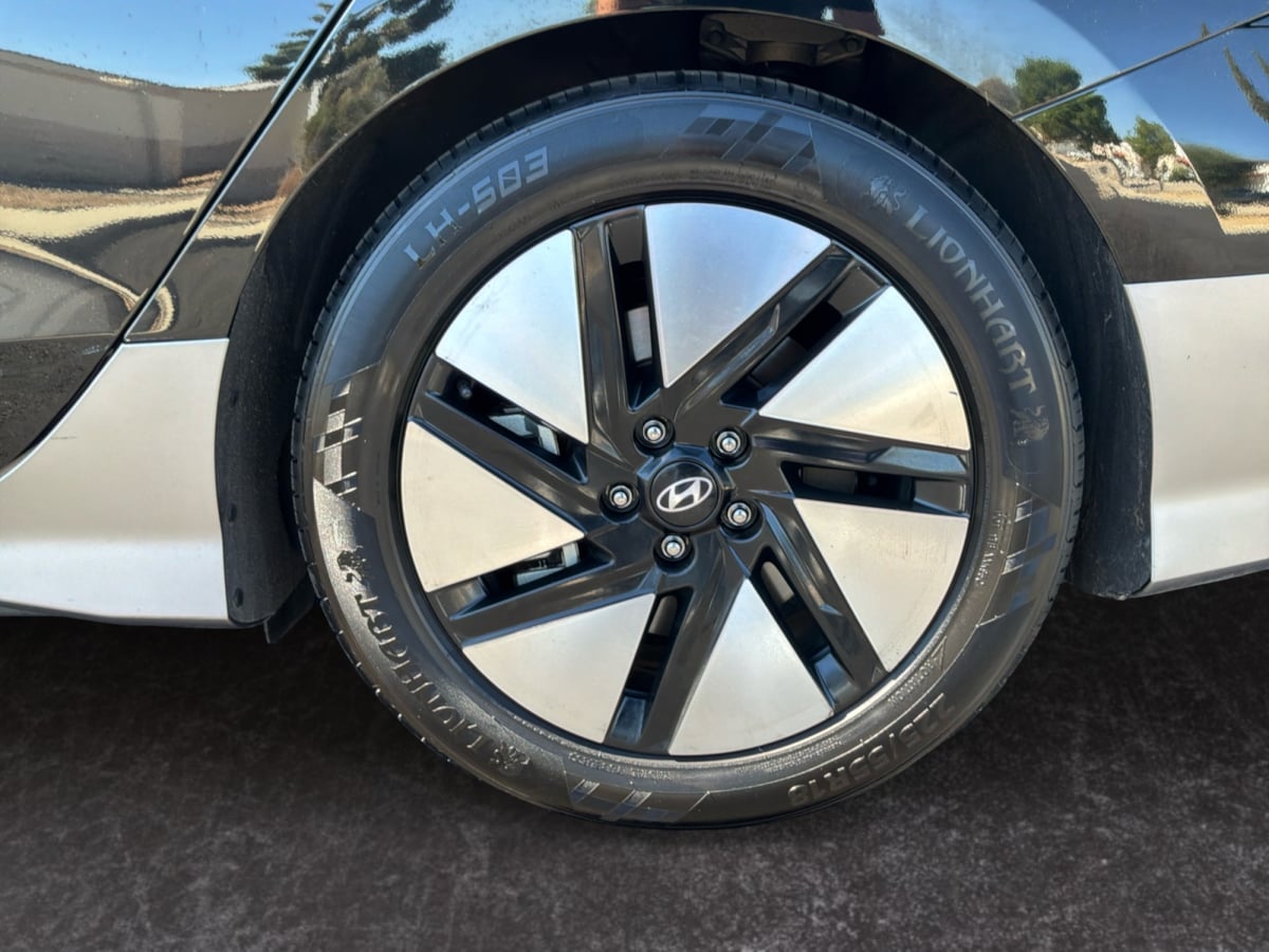 Hyundai Ioniq 6 photo 9