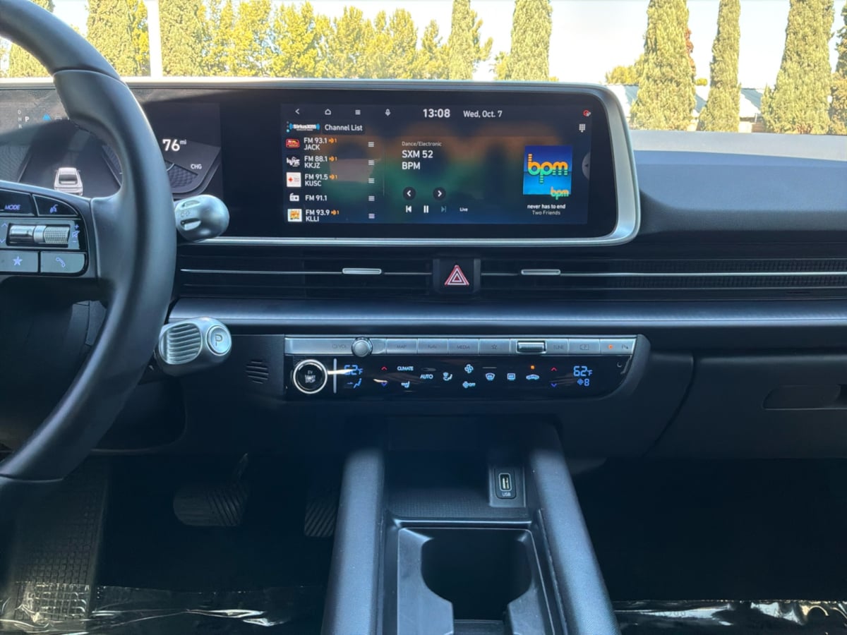 Hyundai Ioniq 6 photo 15