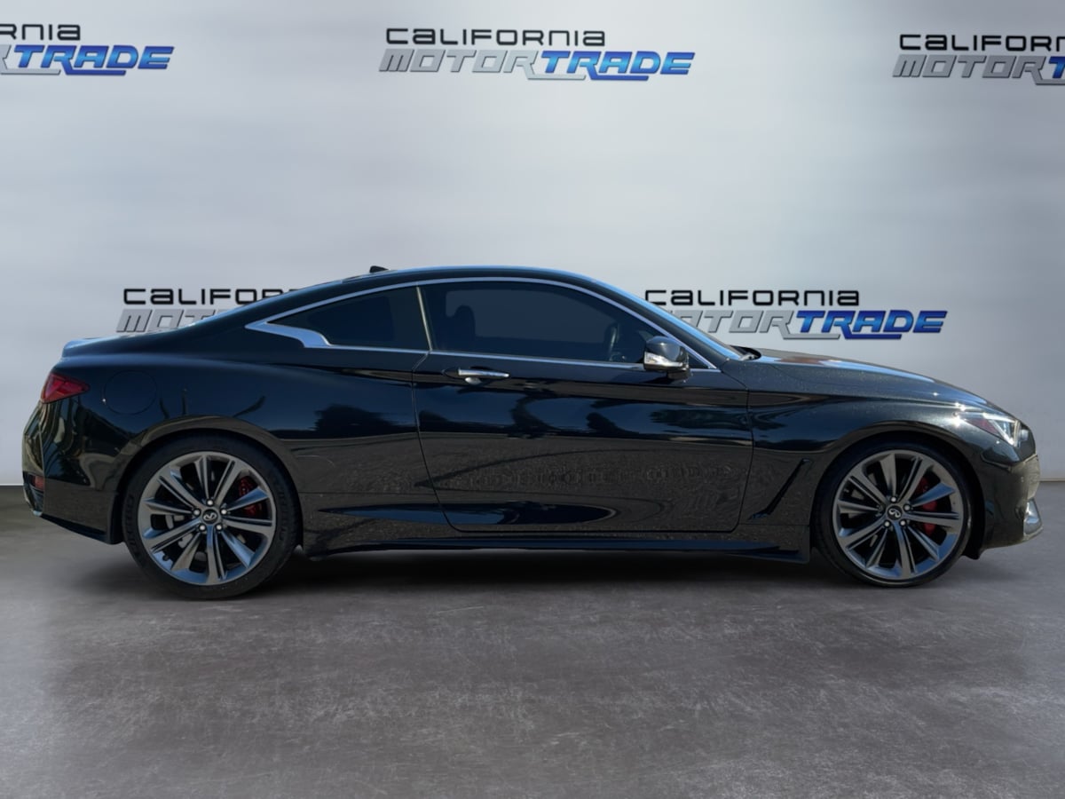 Infiniti Q60 photo 4