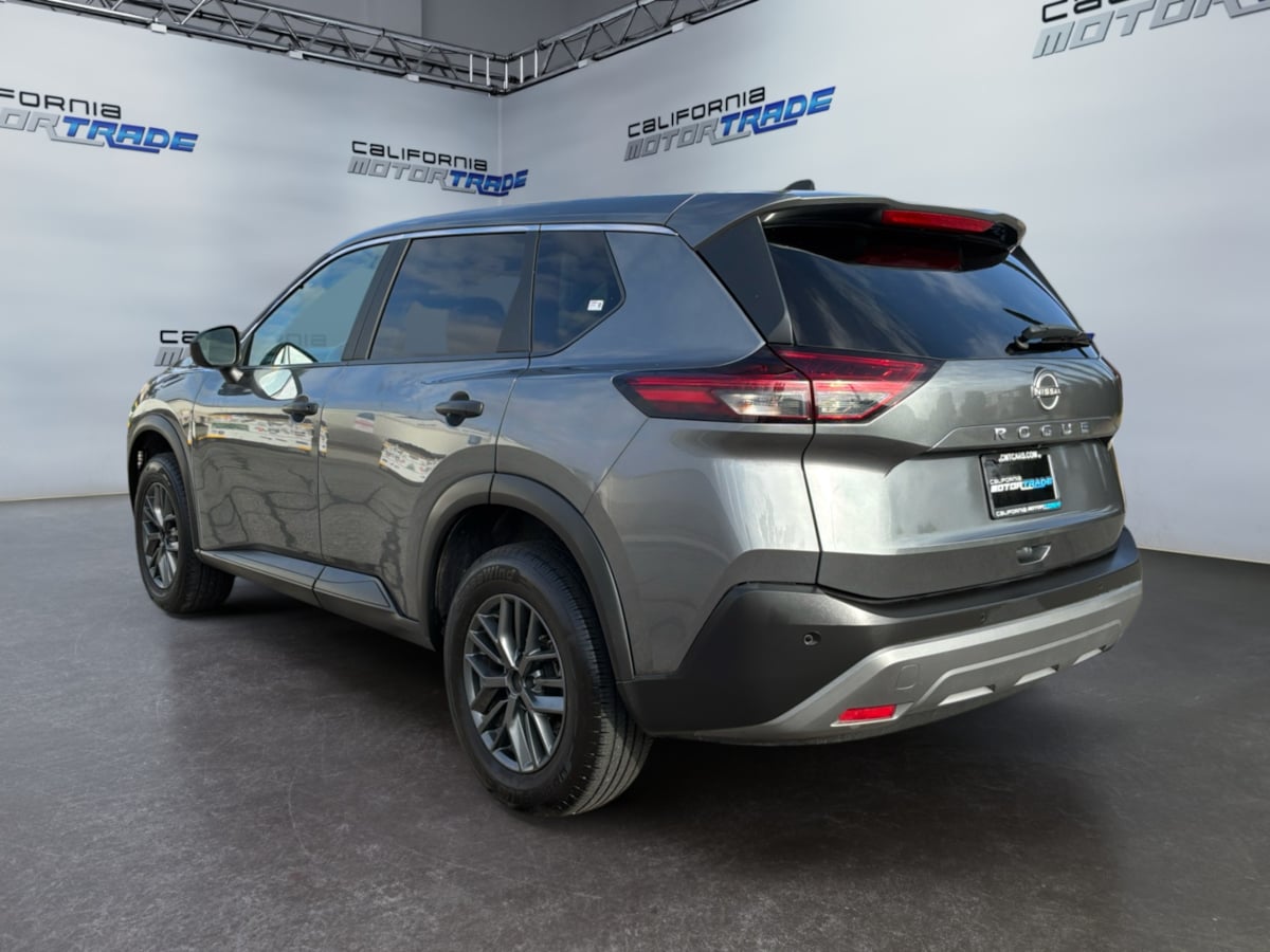 Nissan Rogue photo 7