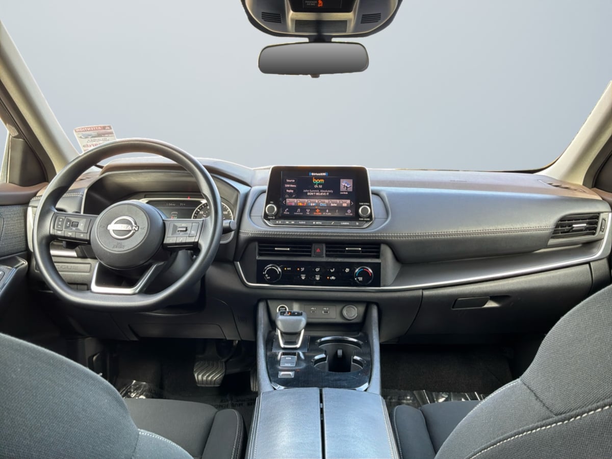 Nissan Rogue photo 10