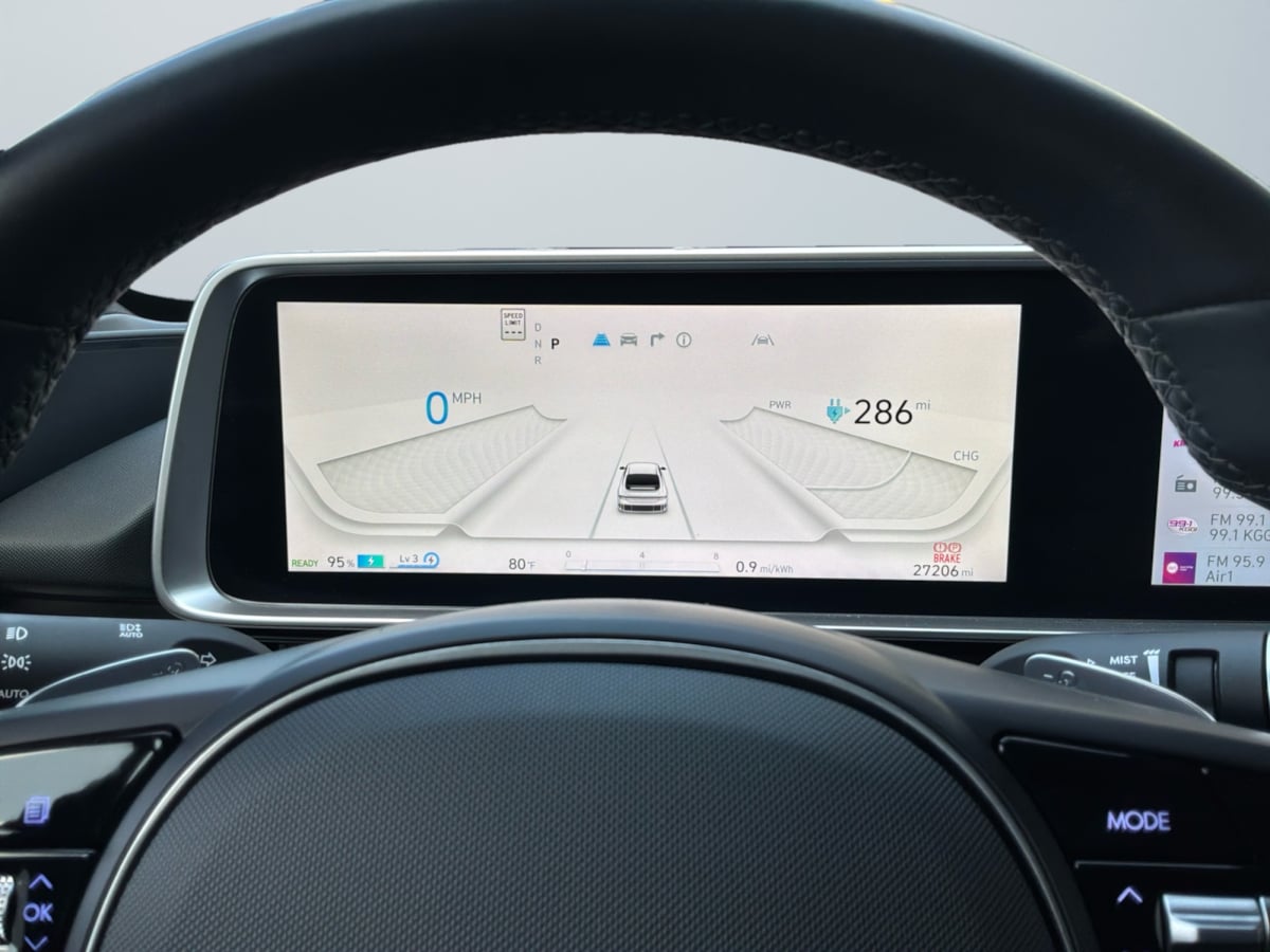 Hyundai Ioniq 6 photo 12