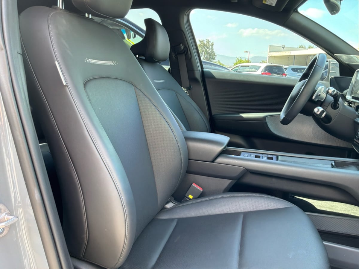 Hyundai Ioniq 6 photo 21
