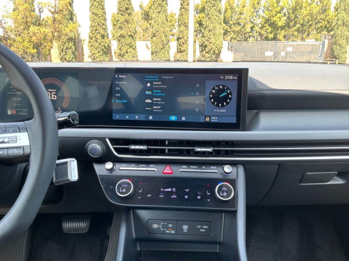 Hyundai Sonata photo 15