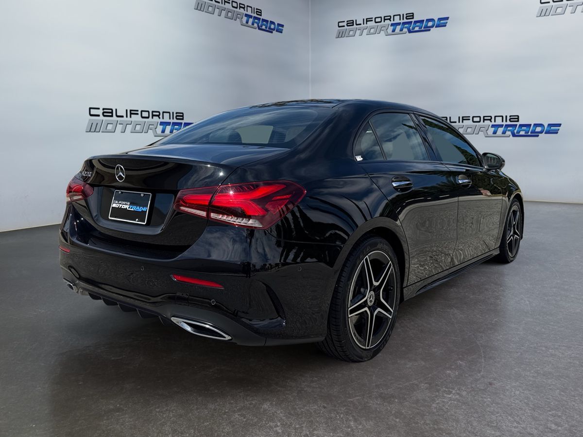 Mercedes-Benz A 220 photo 5