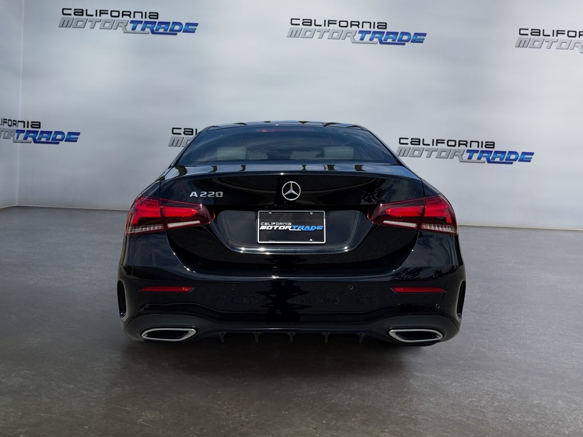 Mercedes-Benz A 220 photo 6