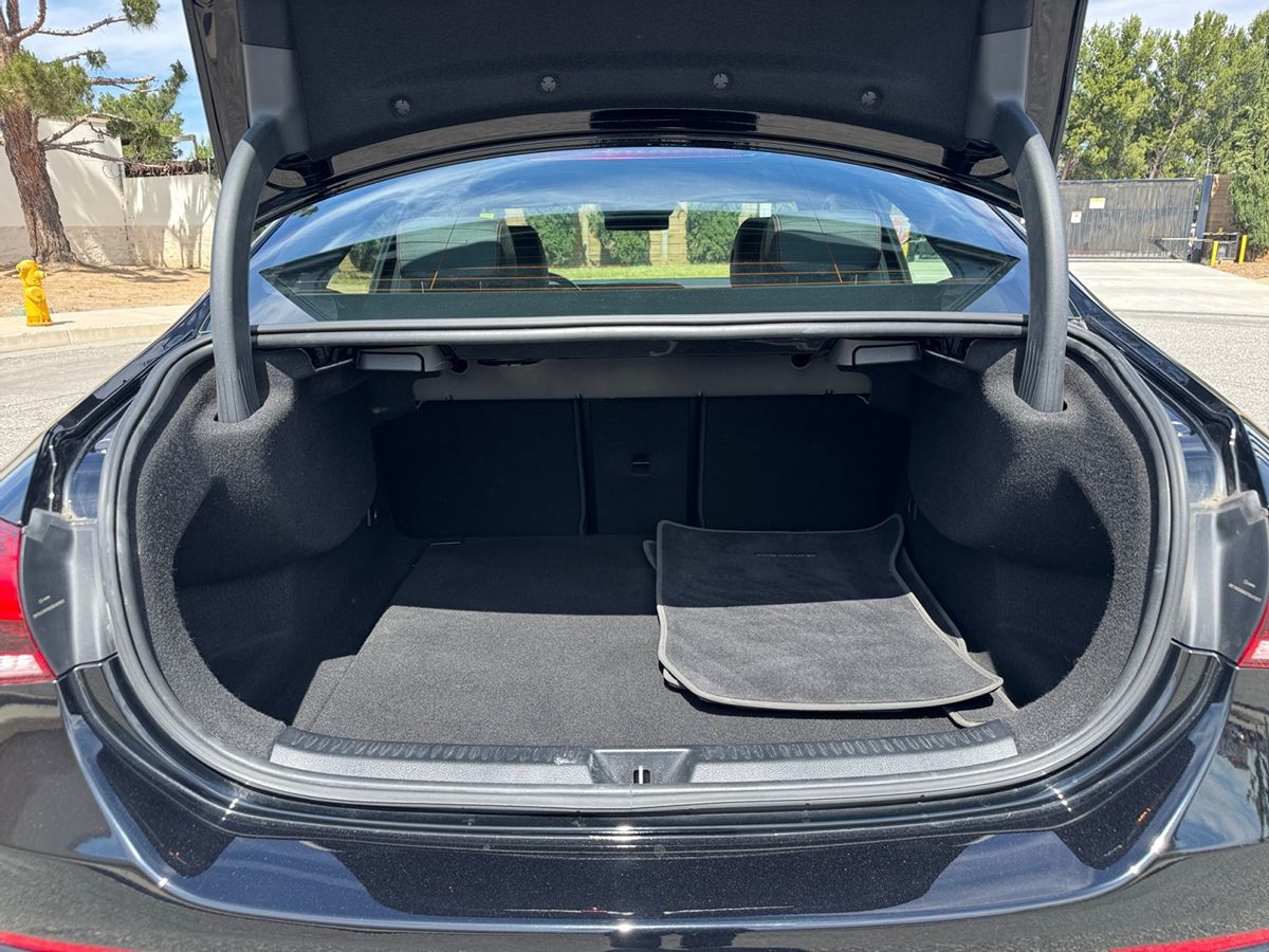 Mercedes-Benz A 220 photo 21