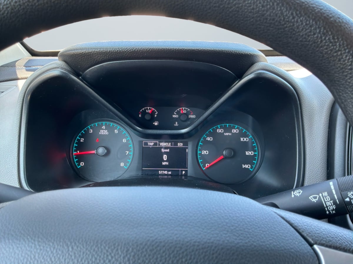 GMC Canyon photo 12