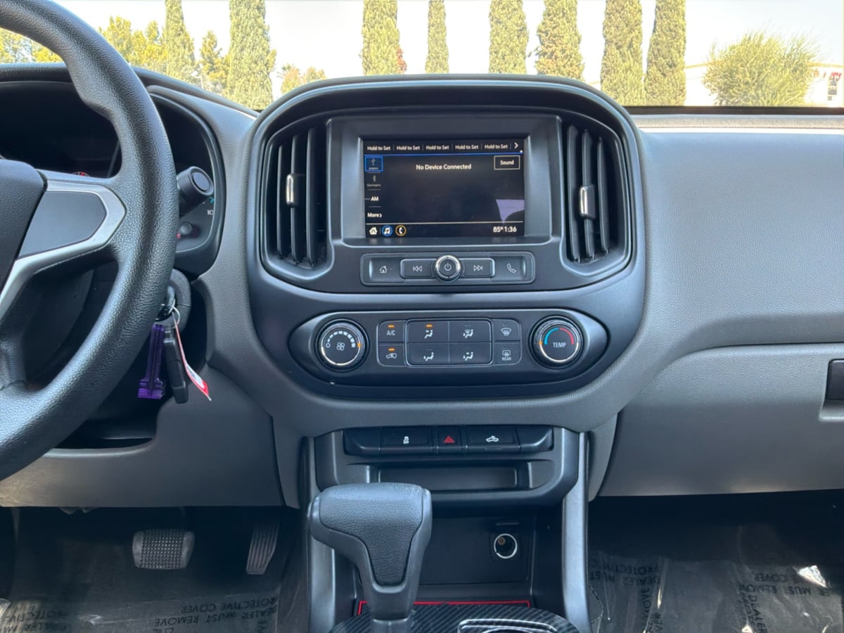 GMC Canyon photo 15
