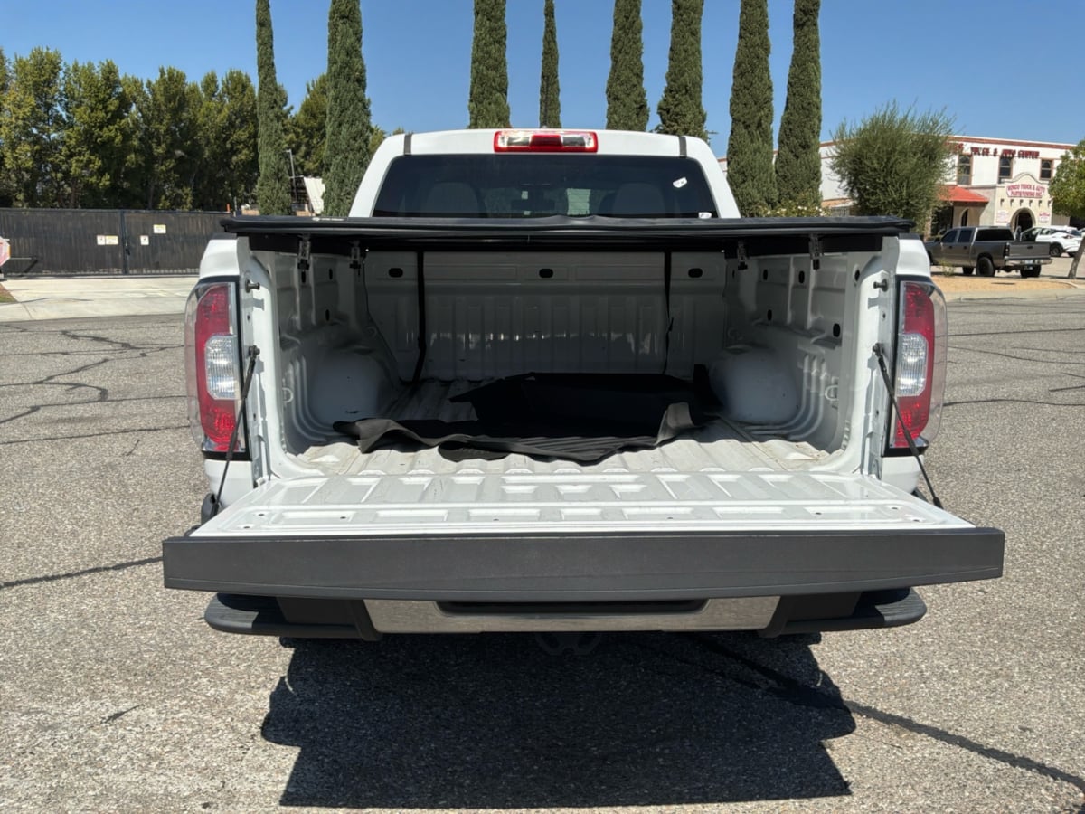 GMC Canyon photo 21