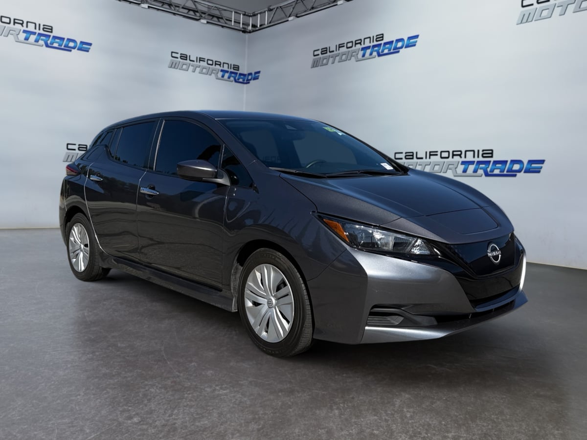 Nissan Leaf photo 3