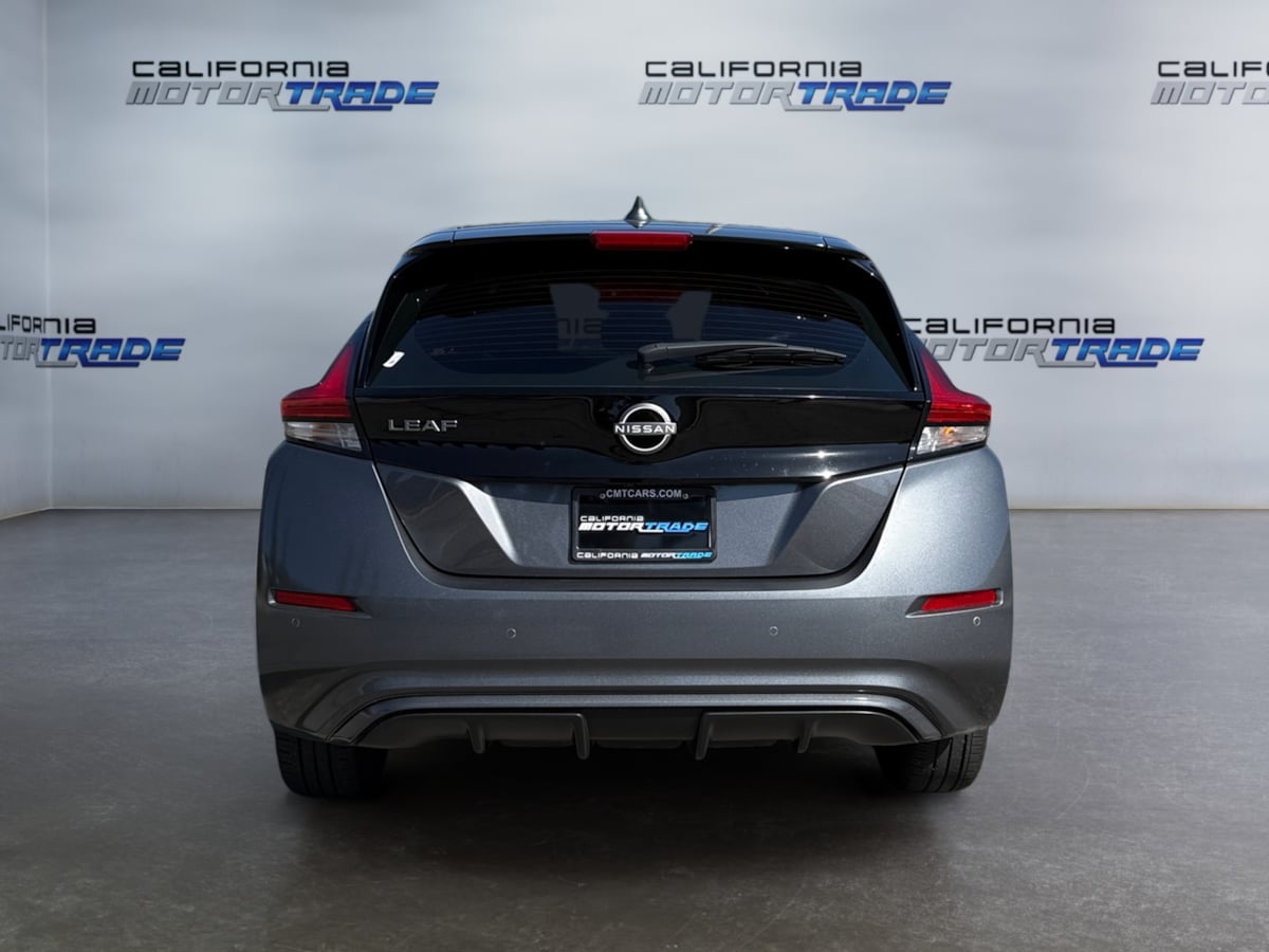 Nissan Leaf photo 6