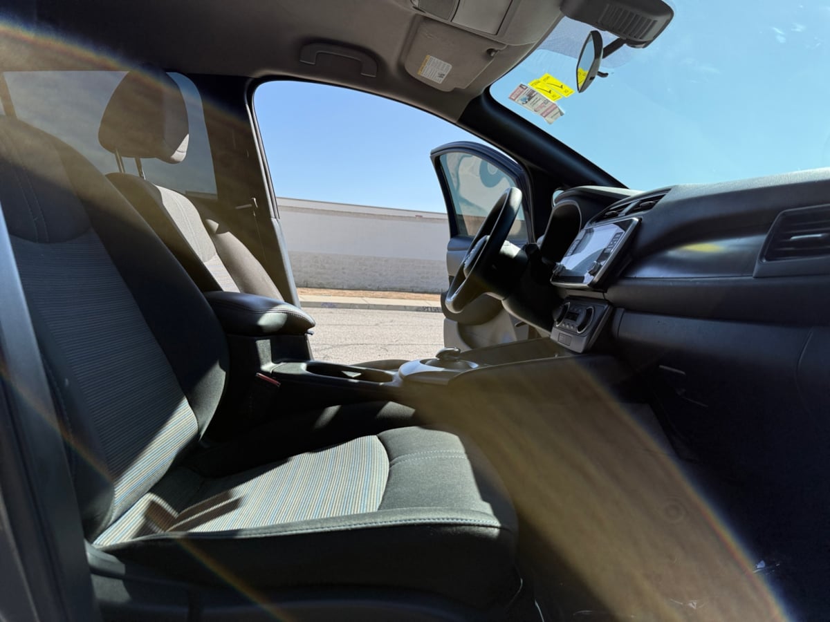 Nissan Leaf photo 17