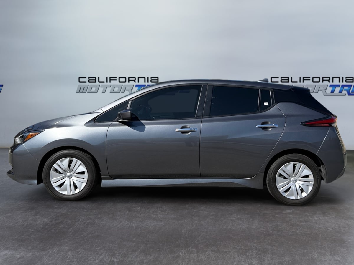 Nissan Leaf photo 8
