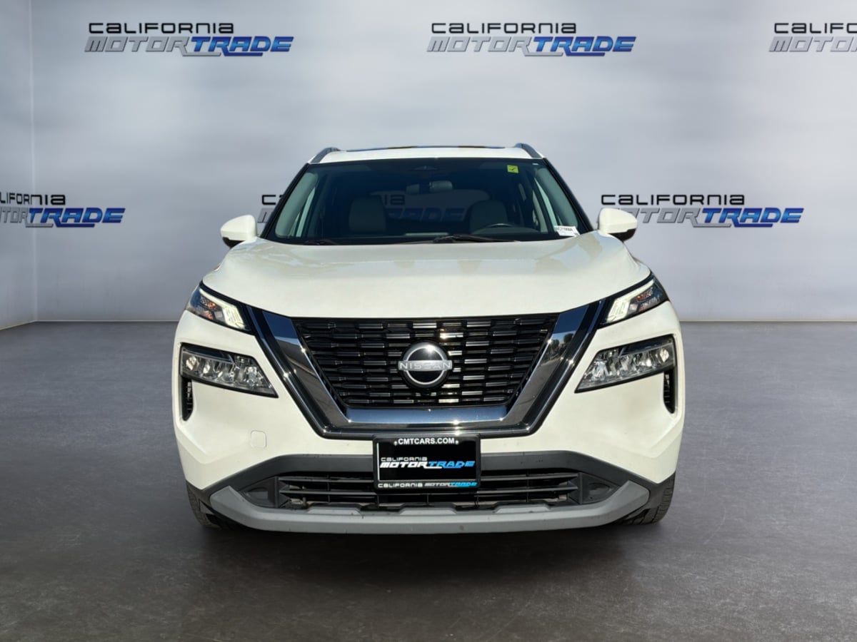 Nissan Rogue photo 2