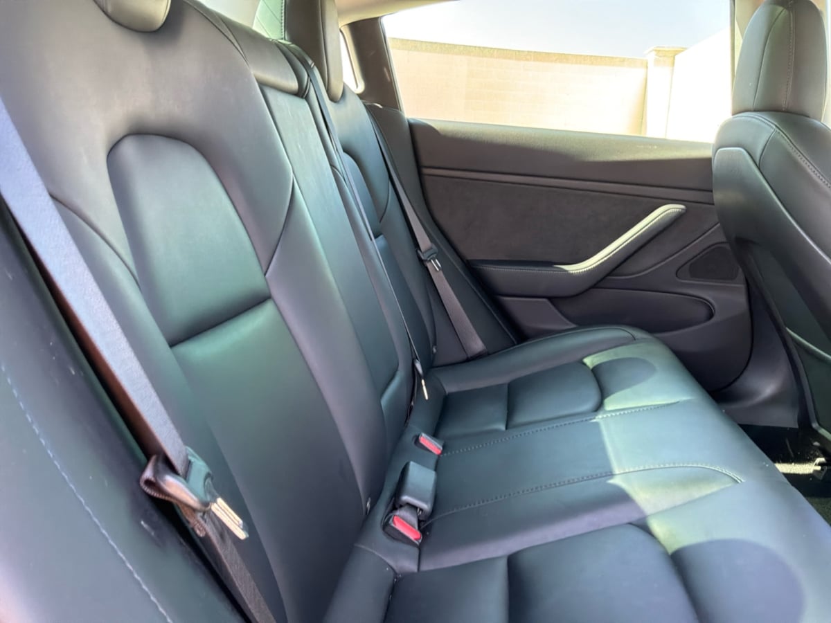 Tesla Model 3 photo 20