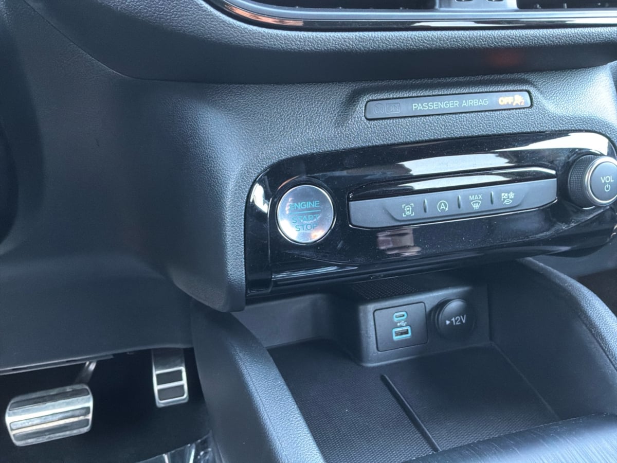 Ford Escape photo 17