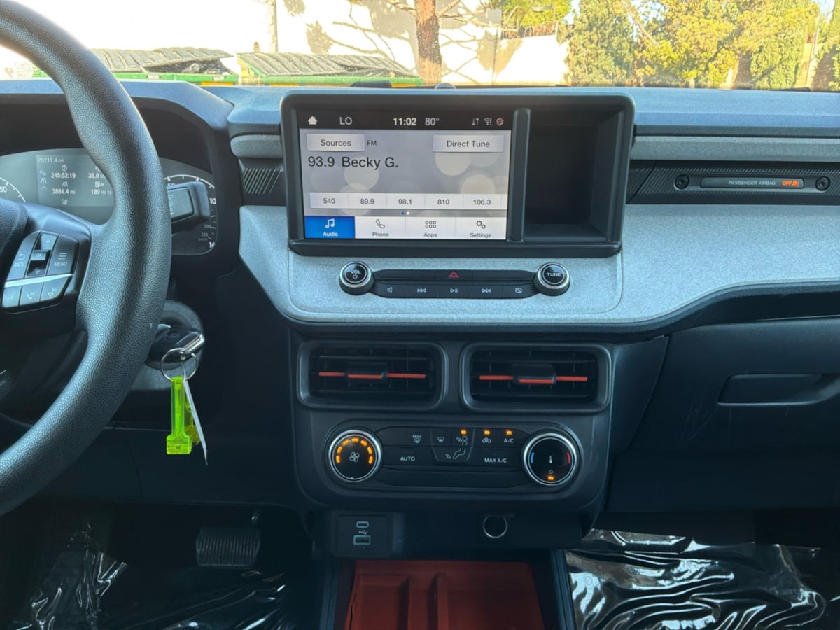 Ford Maverick photo 15