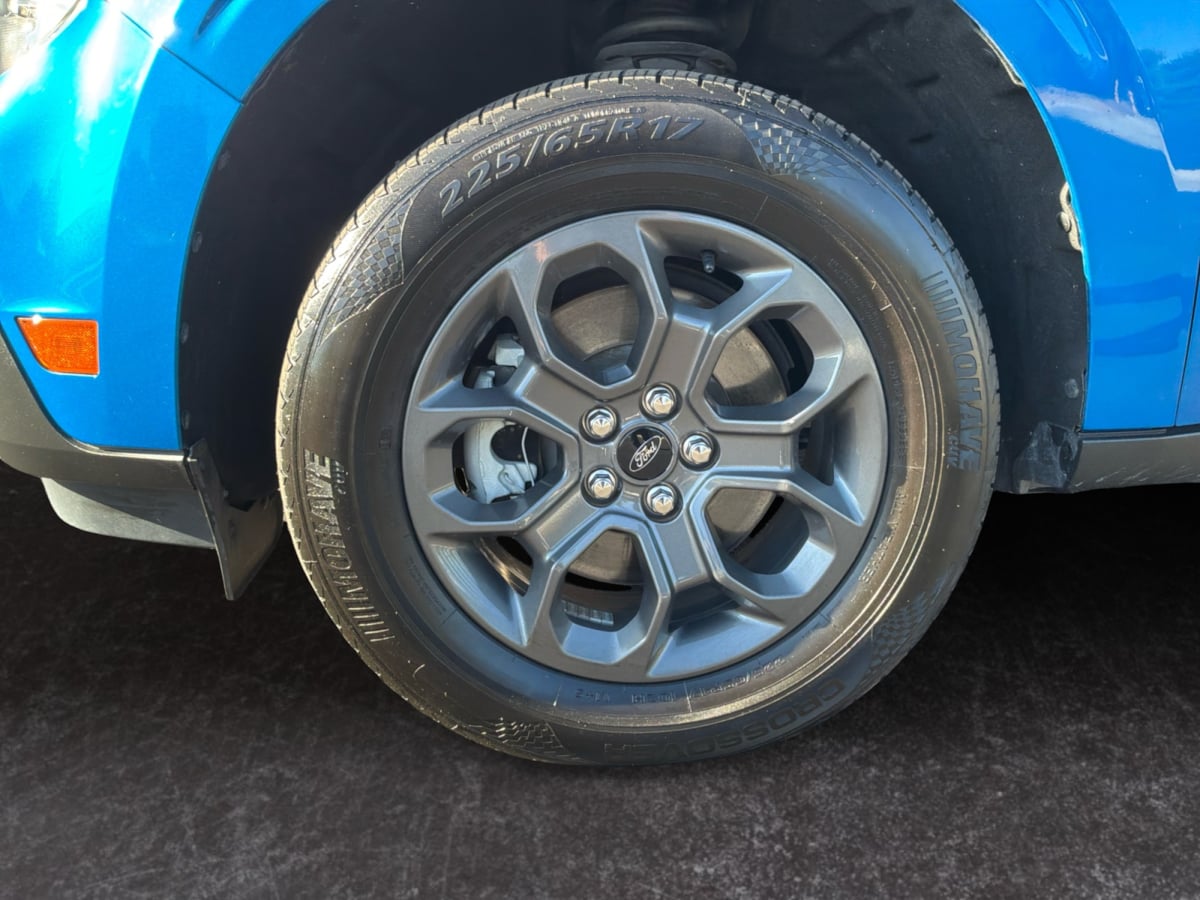Ford Maverick photo 9