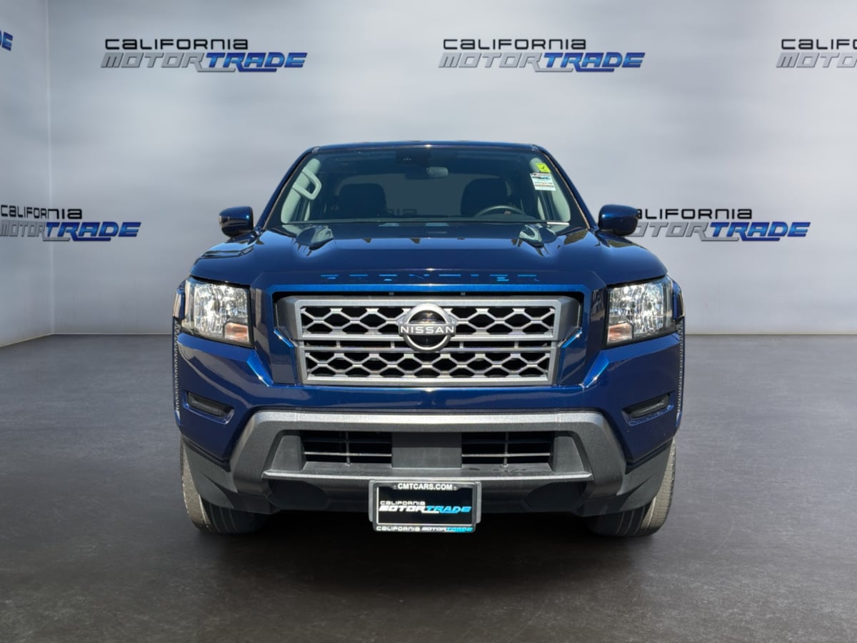 Nissan Frontier photo 2