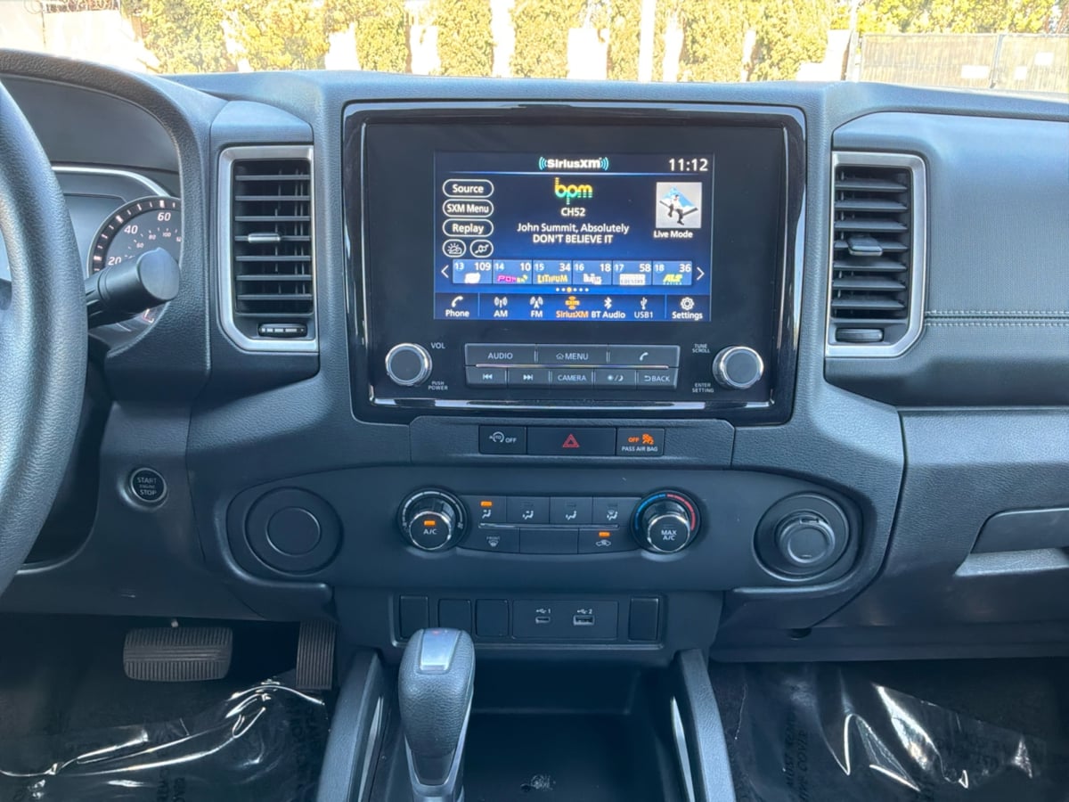 Nissan Frontier photo 15