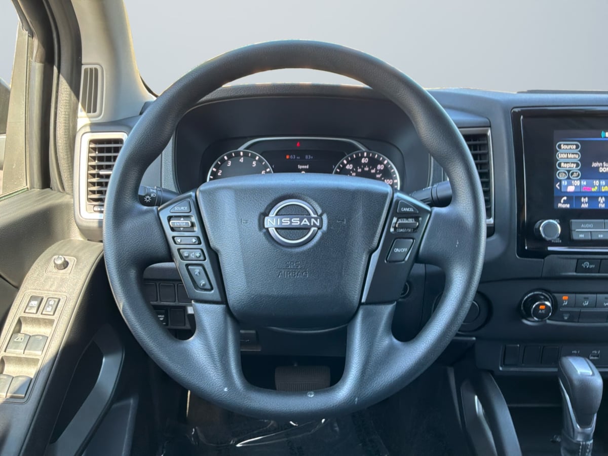 Nissan Frontier photo 11