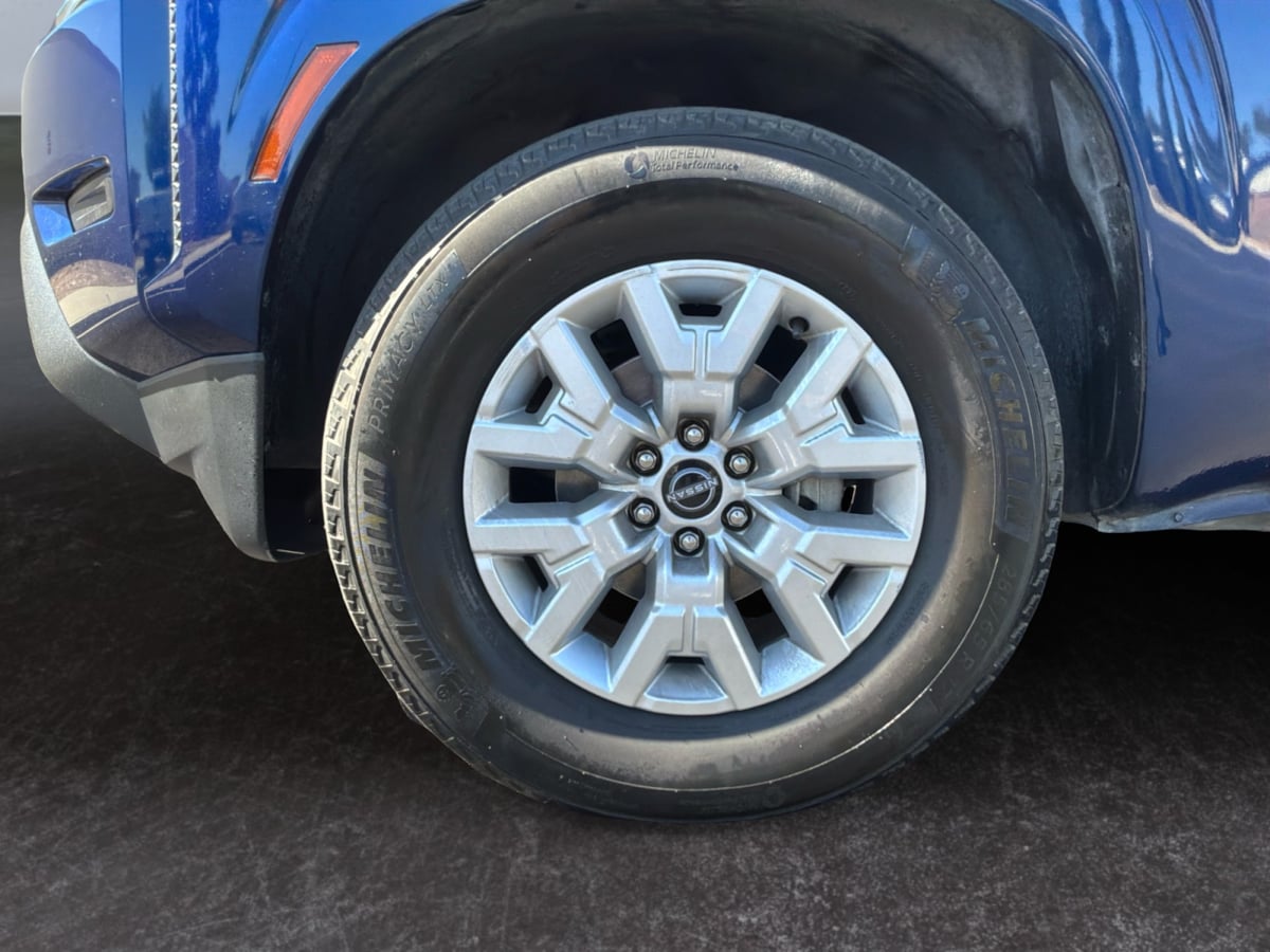 Nissan Frontier photo 9