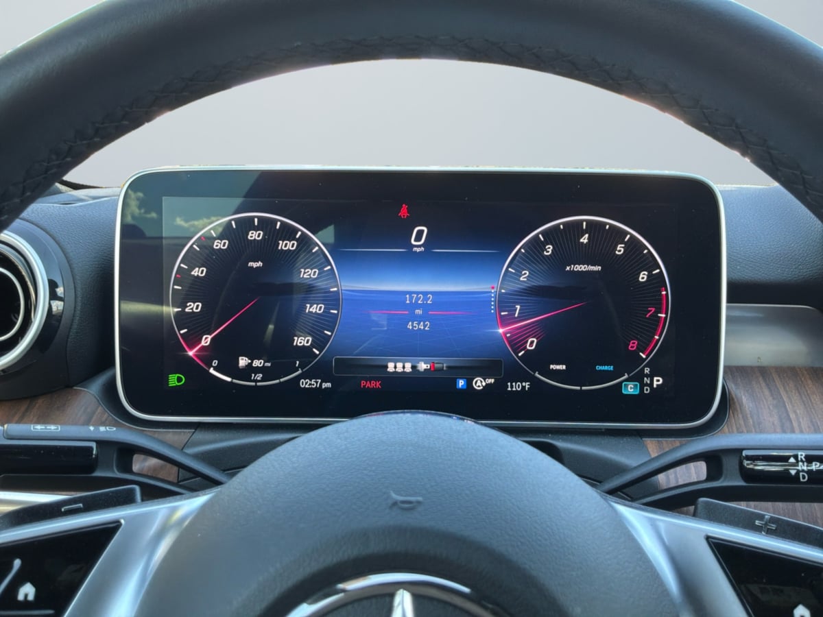 Mercedes-Benz C300 photo 12