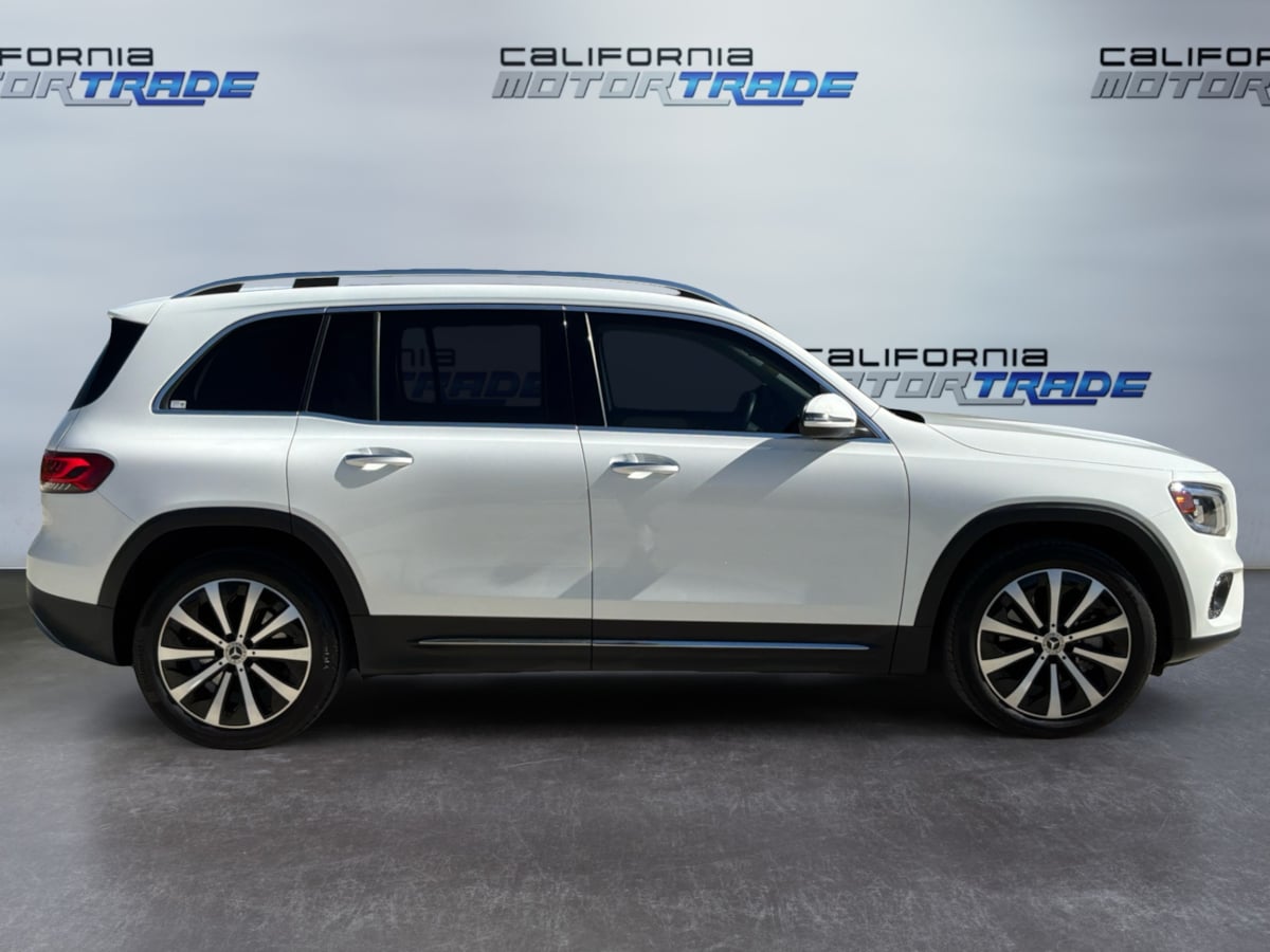 Mercedes-Benz GLB 250 photo 4